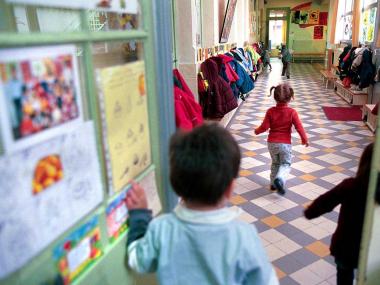 Skolestart - børn på gangen